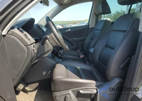 2015 Volkswagen Tiguan S z USA, uszkodzony, nr VIN WVGBV7AX5FW603056